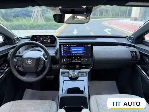2022 Toyota bZ4X 12