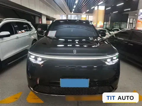 2025 AITO AITO M8 2