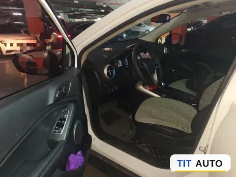 2018 BYD Yuan 8