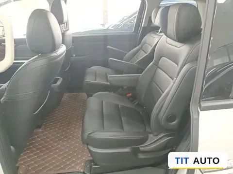 2024 GAC Trumpchi E8 PHEV 12