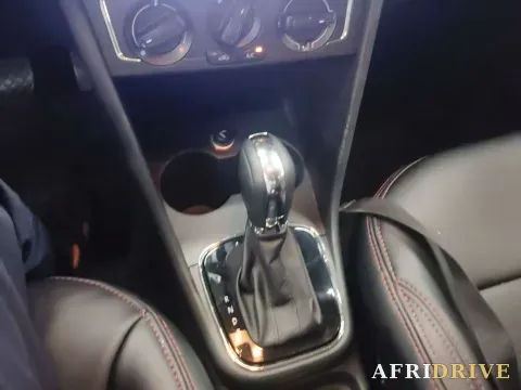 2016 Volkswagen Polo 17