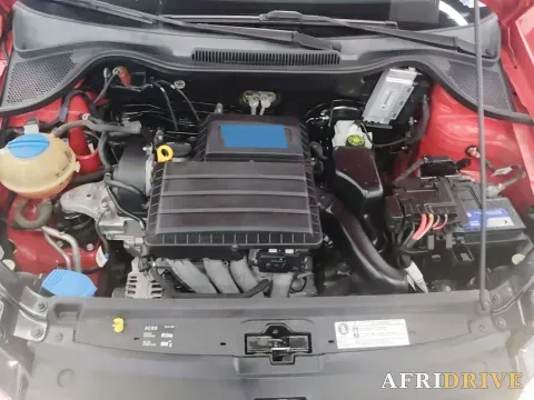 2016 Volkswagen Polo 21