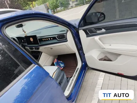 2023 Volkswagen Tayron GTE 23