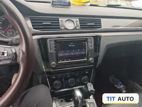 2017 Ford Everest 16