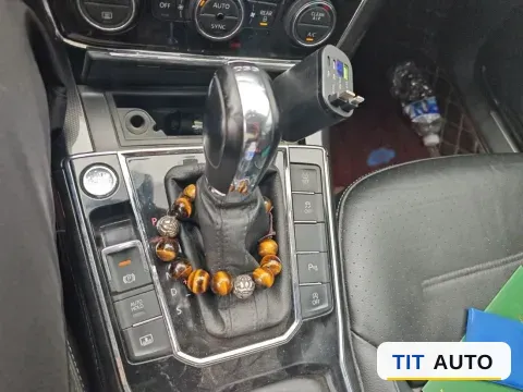 2017 Ford Everest 17