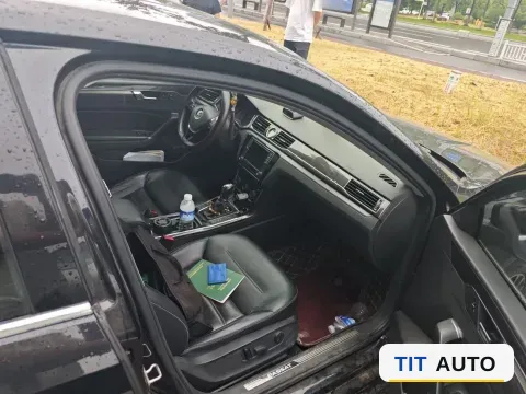 2017 Ford Everest 26