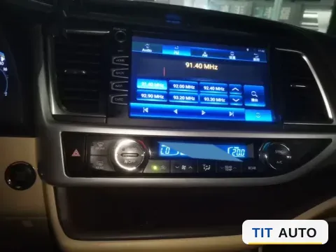 2018 Toyota Highlander 16