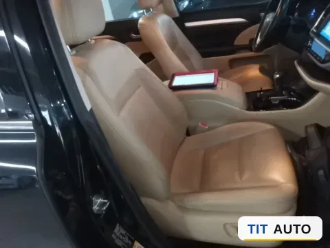 2018 Toyota Highlander 23