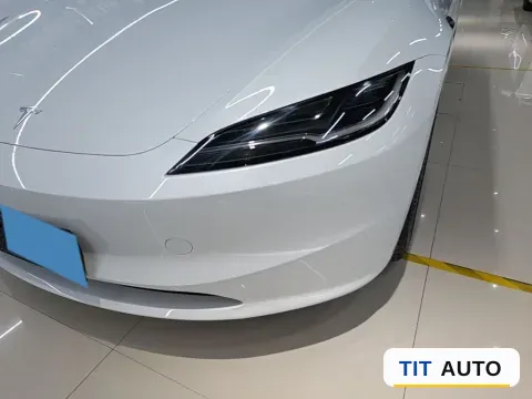 2025 Tesla Model 3 22