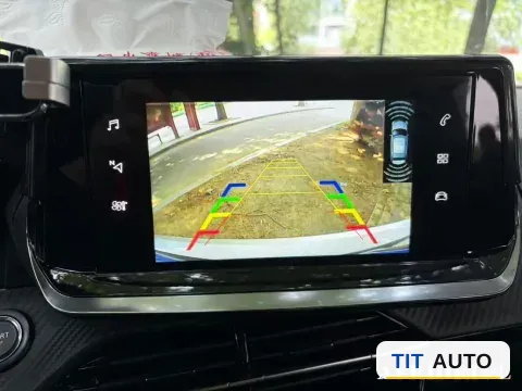 2022 Peugeot 2008 8