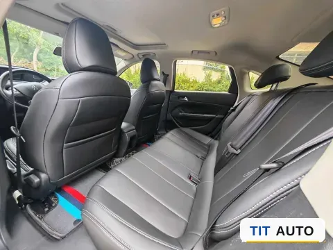 2018 Peugeot 308 4