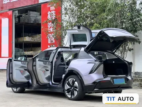 2023 HiPhi Y 10