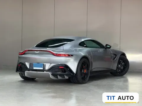 2018 Aston Martin V8 Vantage 6