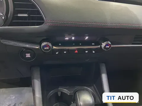 2023 Mazda 3 Axela 13