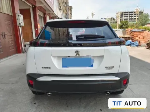2022 Peugeot 2008 4