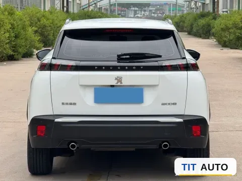 2022 Peugeot 2008 10