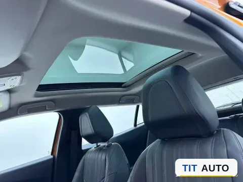 2022 Peugeot 2008 9