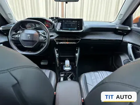 2022 Peugeot 2008 10