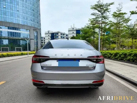 2025 Skoda Superb 6