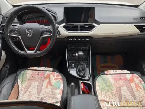 2019 BaoJun 530 6