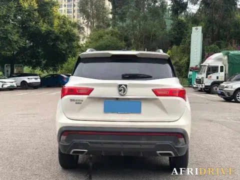 2019 BaoJun 530 8