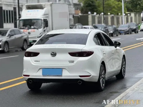 2023 Mazda 3 Axela 6