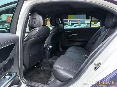 2025 Mercedes-Benz C Class 6