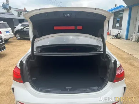 2022 BMW 1 Series 14