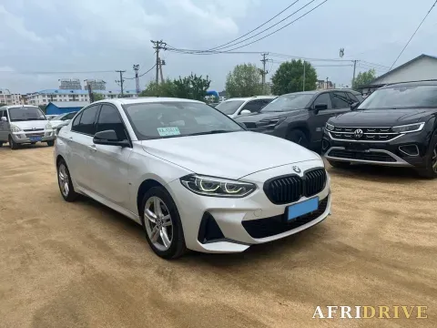 2022 BMW 1 Series 3