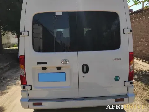2021 MAXUS XinTu V80 6