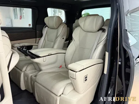 2024 Toyota Alphard 9