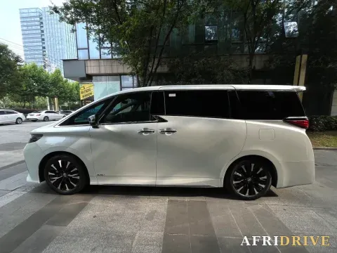 2024 Toyota Alphard 3