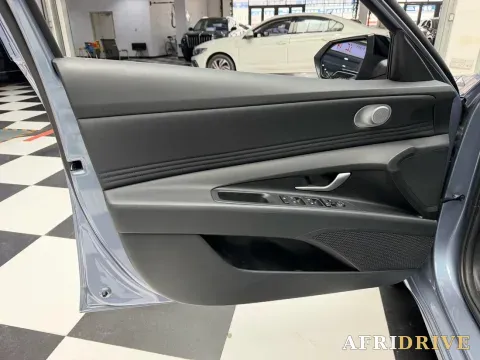 2023 Hyundai Elantra 6