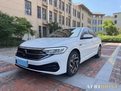 2025 Volkswagen Sagitar