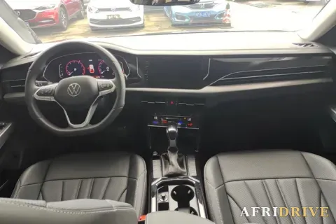 2025 Volkswagen Passat 7