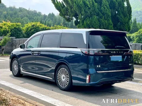 2025 Voyah Dream 4
