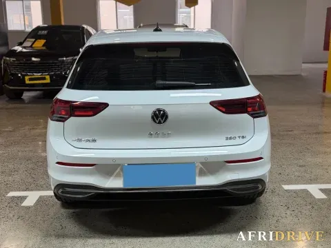 2023 Volkswagen Golf 4