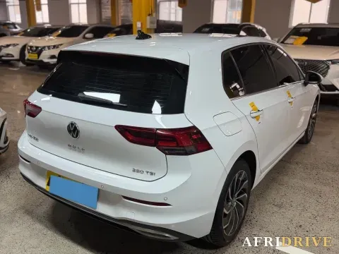 2023 Volkswagen Golf 5