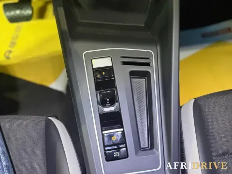 2023 Volkswagen Golf 10