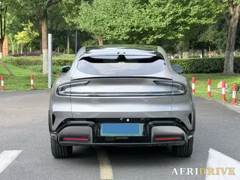 2025 MI YU7 6