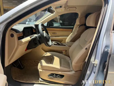 2022 AITO M5 8