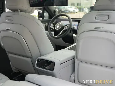 2024 AITO M9 10