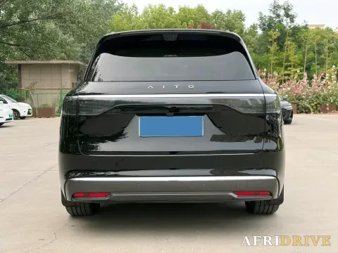 2025 AITO M8 12