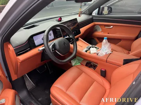 2025 AITO M5 5