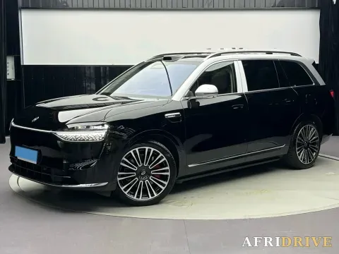 2025 AITO M9