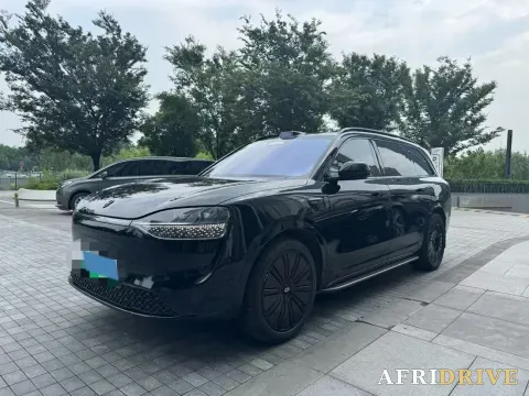 2025 AITO M9