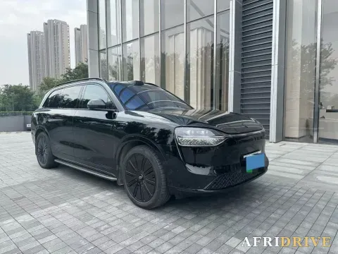 2025 AITO M9 2