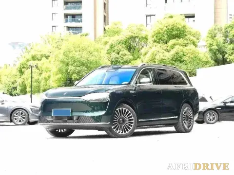 2025 AITO M9