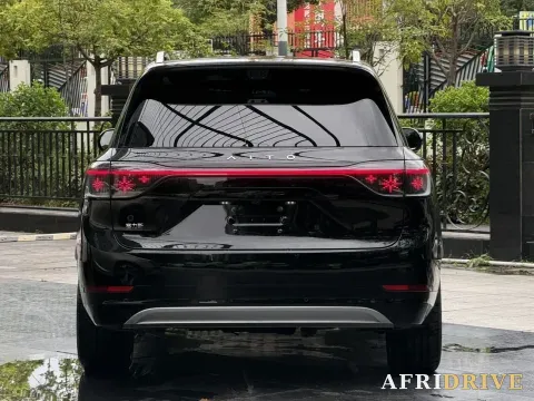 2025 AITO M9 3