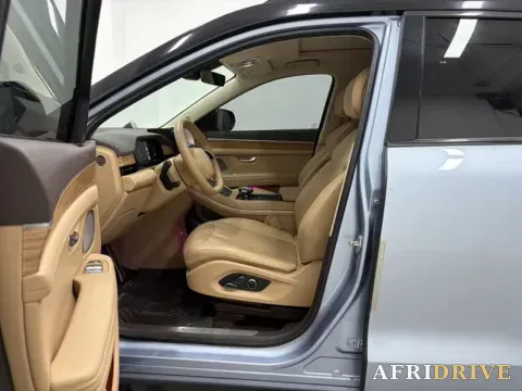 2024 Ford Transit 7